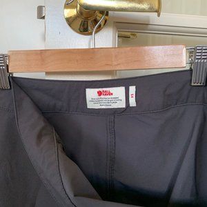 Hiking/Outdoor Skirt - Fjallraven
